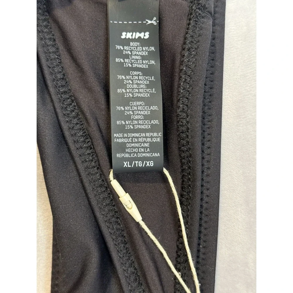 NWT‎ SKIMS RECYCLED SWIM MICRO SCOOP BIKINI TOP ONYX BLACK SIZE XL BT-SCP-2785